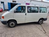 Volkswagen T4 Schweizer Garagenfund - 9-Sitzer - 153.000km - Volkswagen T4 Caravelle mit Benzin-Antrieb: Kleinbus
