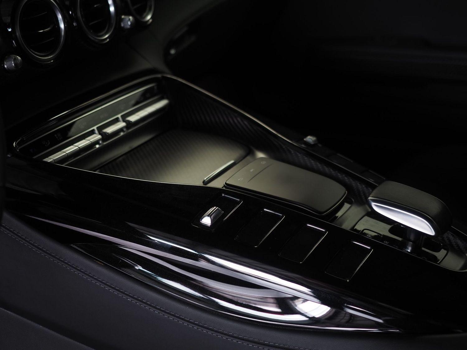 Mercedes-Benz AMG GT C Coupe CARBON // BURMESTER // GLASS ROOF