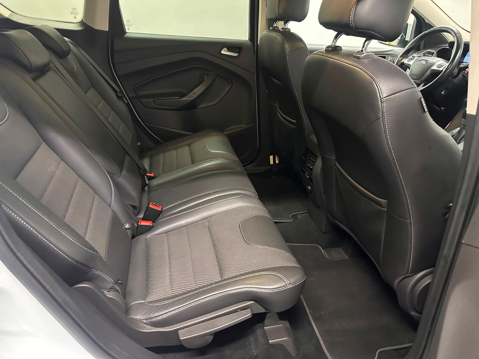 Fahrzeugabbildung Ford Kuga Titanium *TEMPO*KLIMA*SPORTSITZE*