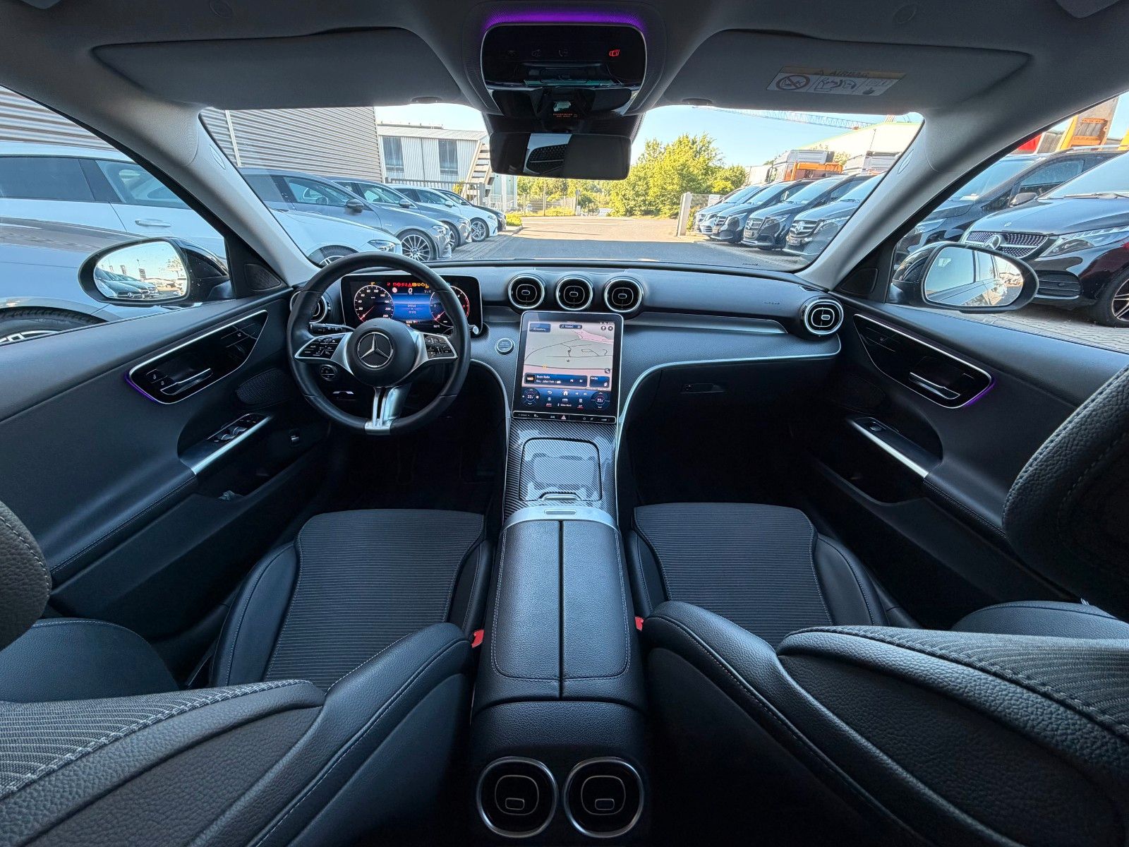 Fahrzeugabbildung Mercedes-Benz C 220d T 4M Avantgarde+AHK+Distr+360+Night