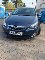 Opel Astra Sports Tourer 2.0 CDTI ecoFLEX Sport S... - Opel Astra aus 2011 mit Diesel-Antrieb