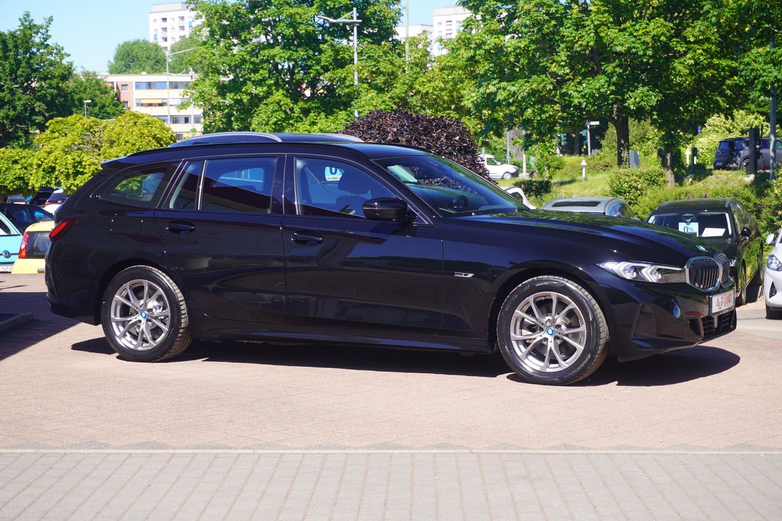 BMW 320e Touring Aut. LED Navi AHK ACC Android Apple foto 5