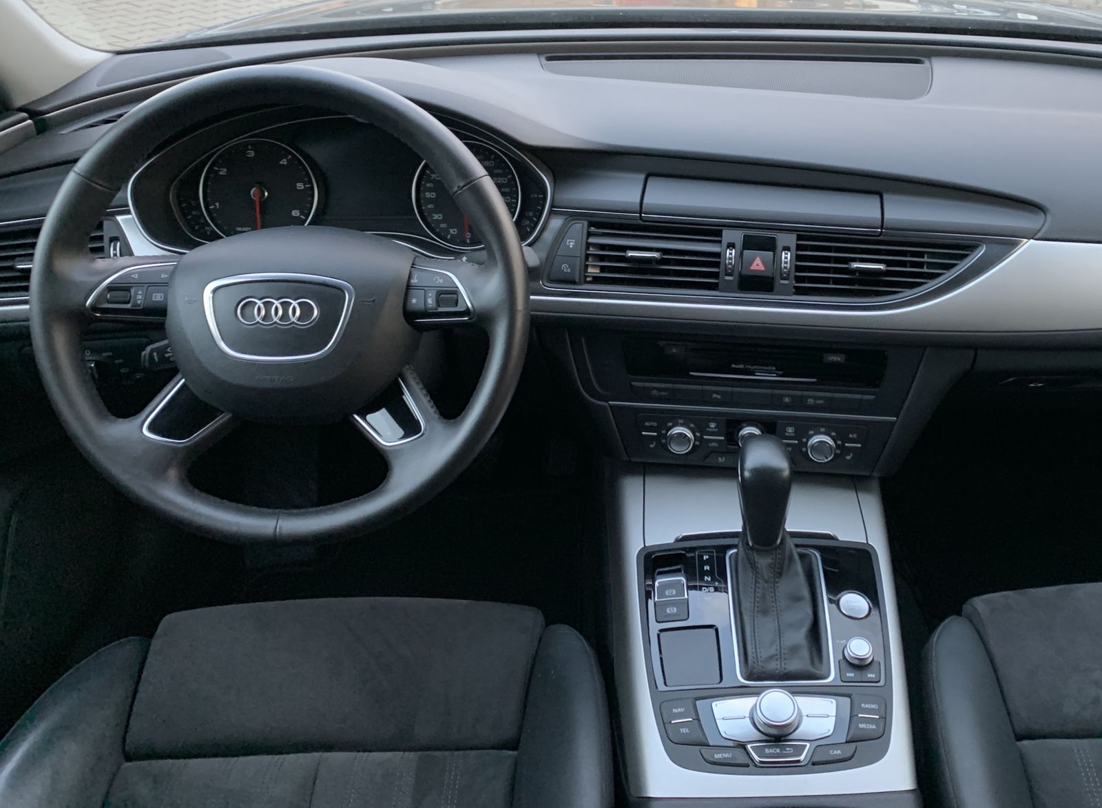 Fahrzeugabbildung Audi A6 2.0 TDI*Bi-Xenon*Alcantara*STHZ*Navi*PDC*