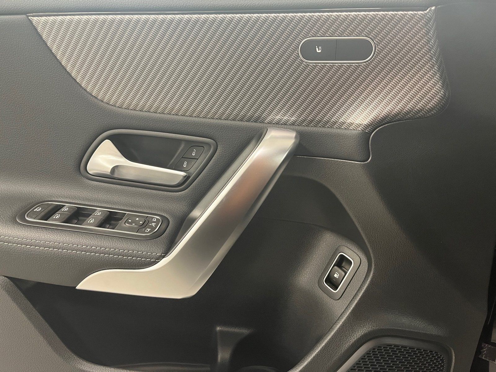 Fahrzeugabbildung Mercedes-Benz A 250 e Progressive*Kamera*LED*11kW*Winter-Paket