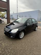 Mercedes-Benz Mercedes B150 - Mercedes-Benz B 150 Kombi Gebrauchtwagen
