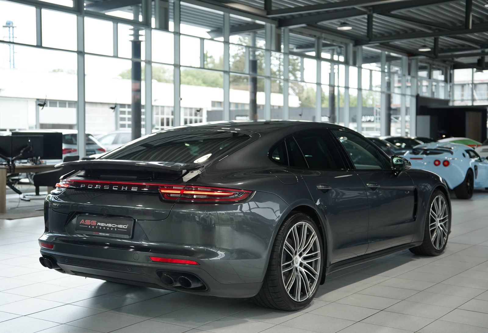 Porsche Panamera