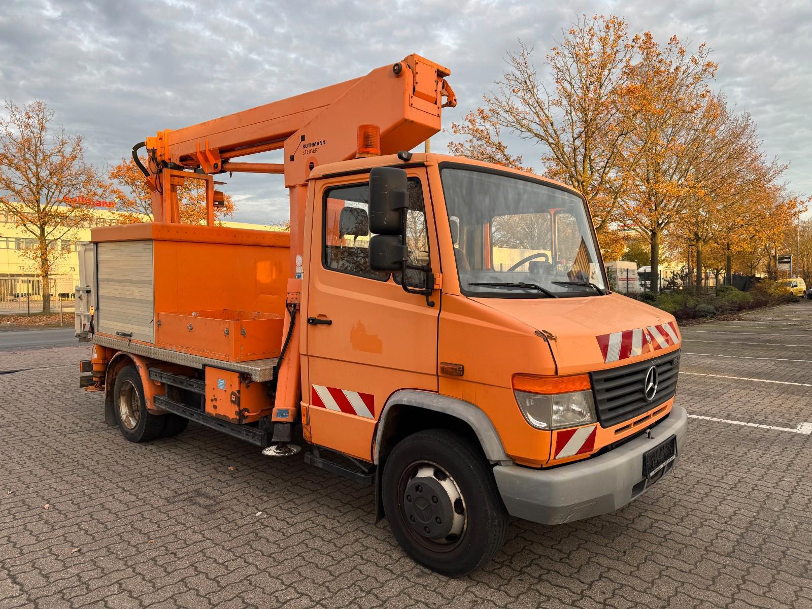 Mercedes-Benz 814 D Ruthmann Arbeitsbühne TK 145