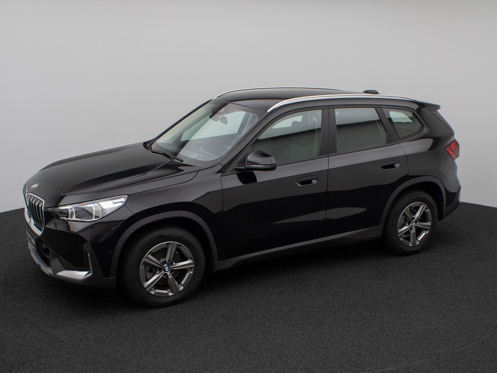 Fahrzeugabbildung BMW X1 sD18i Kamera DAB Fernlichtassist Komfort AHK