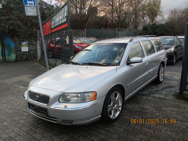 Volvo V70 Kombi D5 Summum