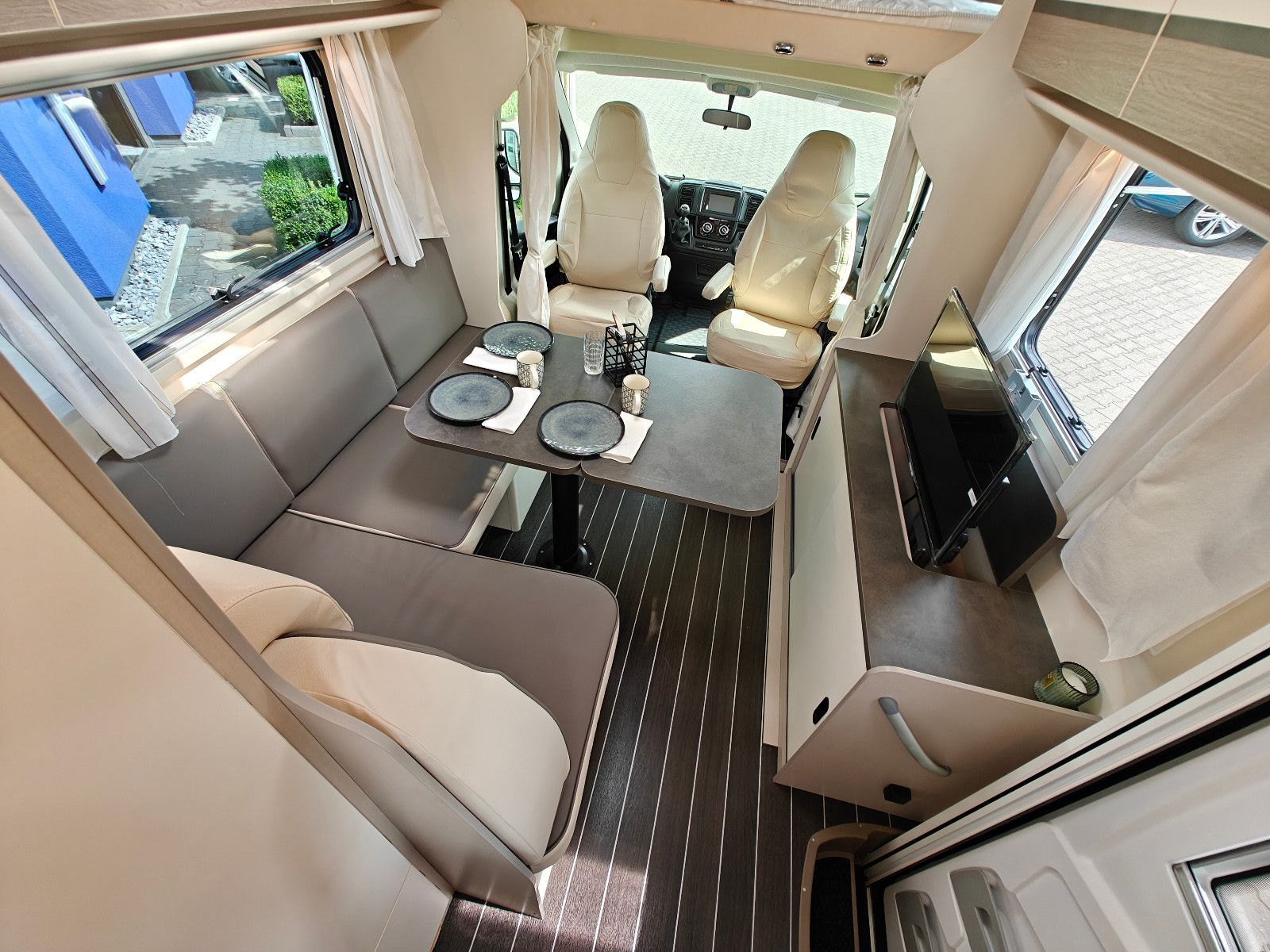 Fahrzeugabbildung XGO Dynamic 39 Lounge - Modell 2025 - SUMMER DEAL!
