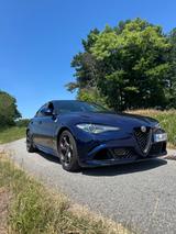 Alfa Romeo Giulia 2.9 V6 Bi-Turbo 375 kW AT8 Quadrifogl... - gebrauchte Alfa Romeo Giulia aus dem Jahr 2018