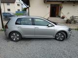 Volkswagen e-Golf Akkuzertifikat 94% Garagenauto 42.000€ - Volkswagen Golf mit Elektro-Antrieb: Automatik
