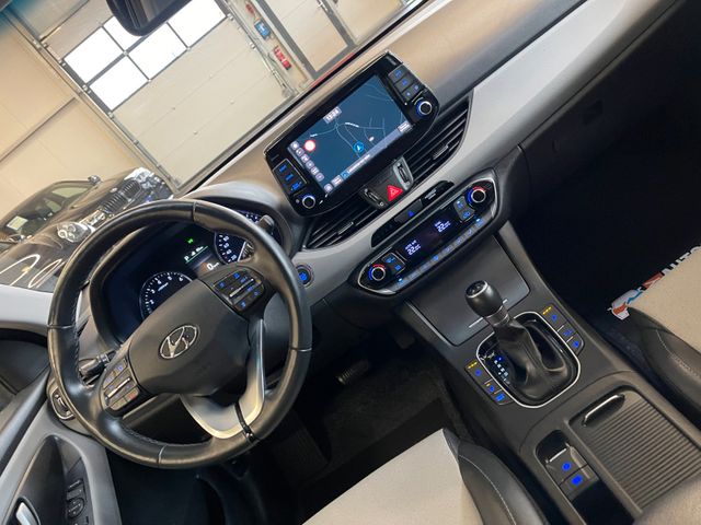 Hyundai i30 Premium *DCT*LED*NAVI*KAMERA*SHZ*CARPLAY*