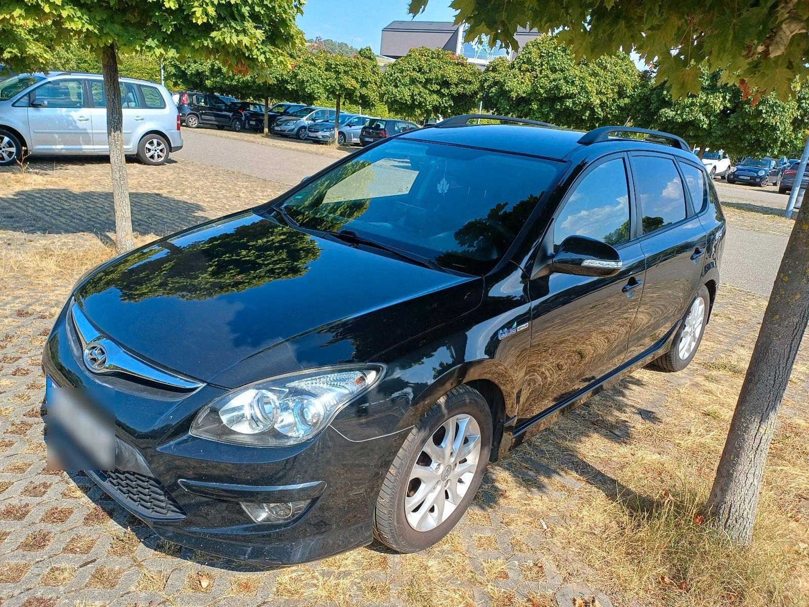 Hyundai i30 2010 — photo 6