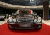 Mercedes-Benz E 500 T 4Matic 7-SITZER Schiebedach HarmKardon 