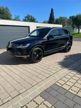 Volkswagen VW Touareg 4.2 V8 TDI Facelift 2x R-Line - Volkswagen Touareg: Facelift