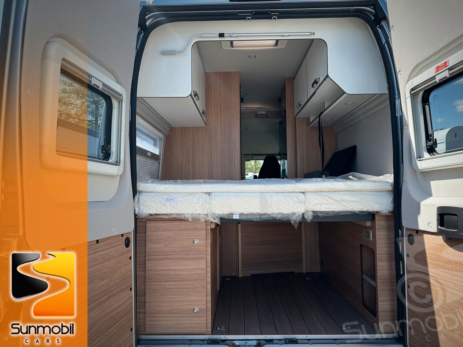 Fahrzeugabbildung Weinsberg CaraBus 600 DQ Edition Fire Automatik