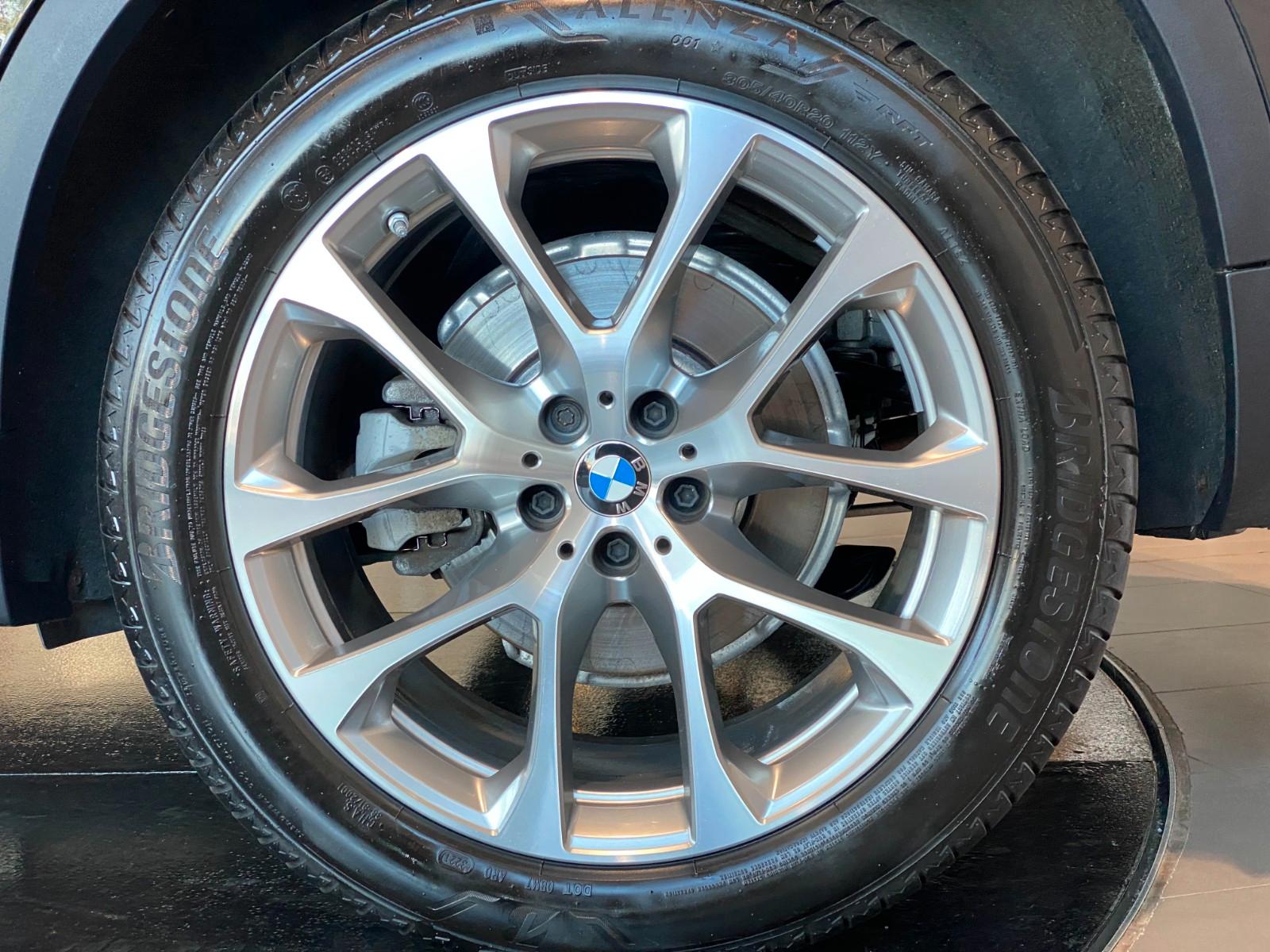 BMW X5 xDrive xLine CockpitProf Sthz Pano Leder