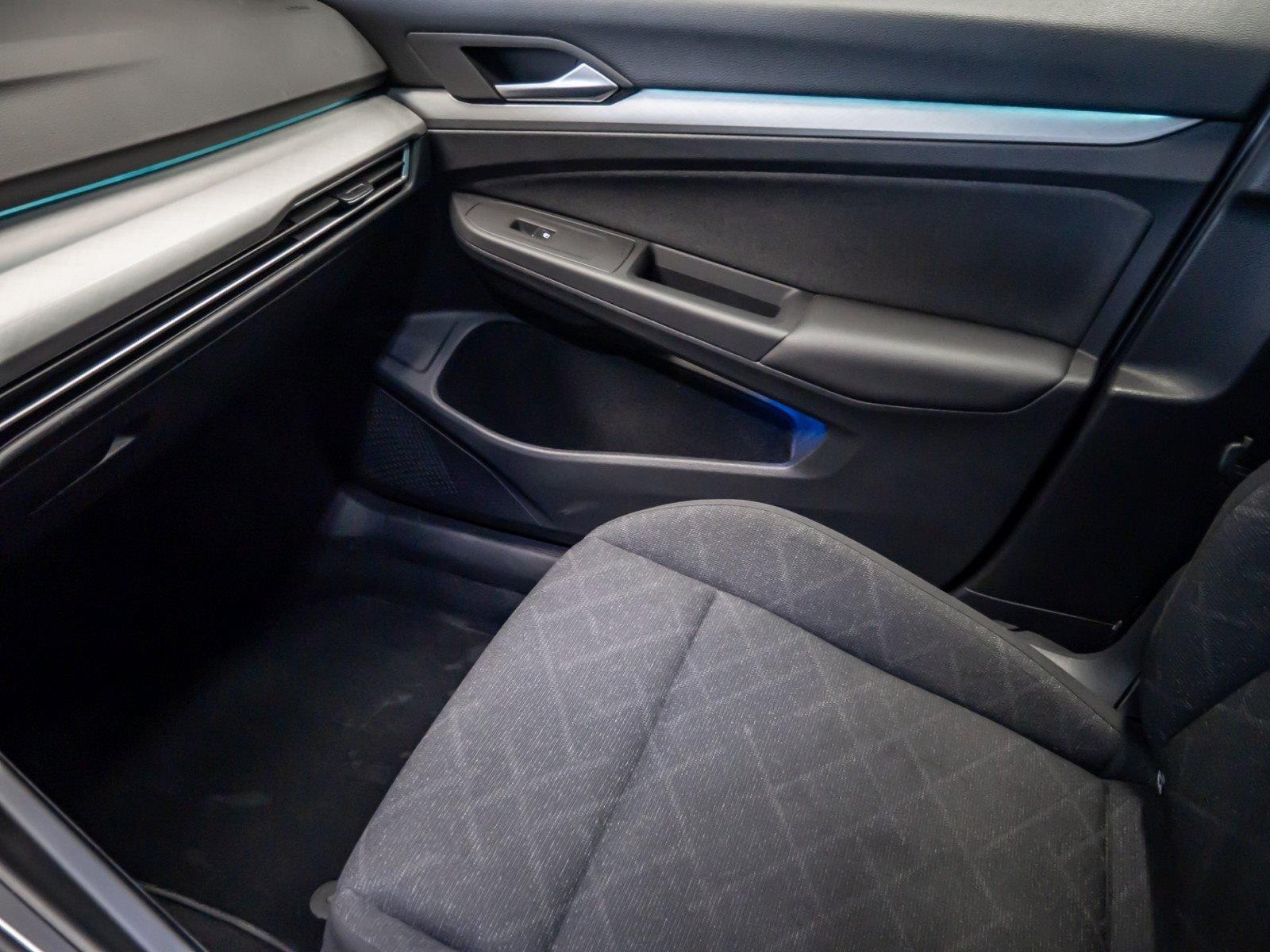 Volkswagen Golf VIII Variant LIFE TSI+ALU 16+AHK+ERGO SITZ+, миниатюра 17