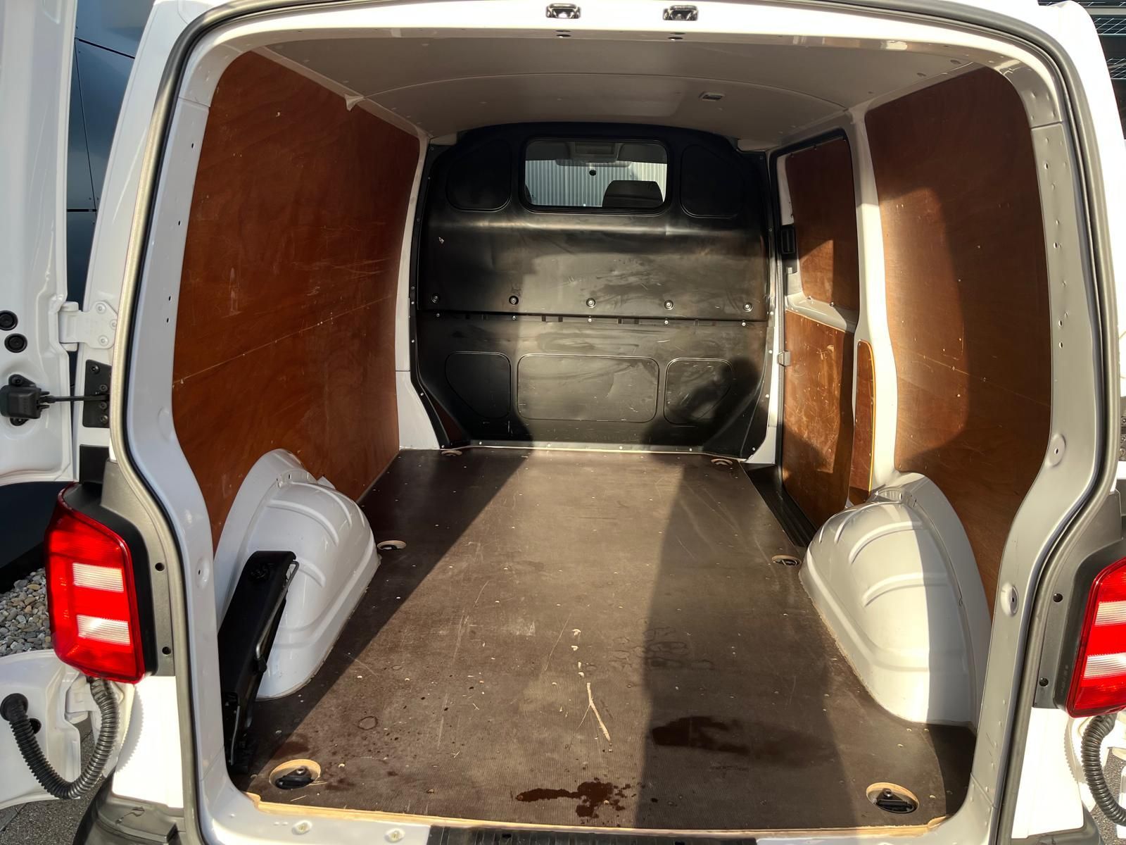 Volkswagen T6 Transporter - Bild 12