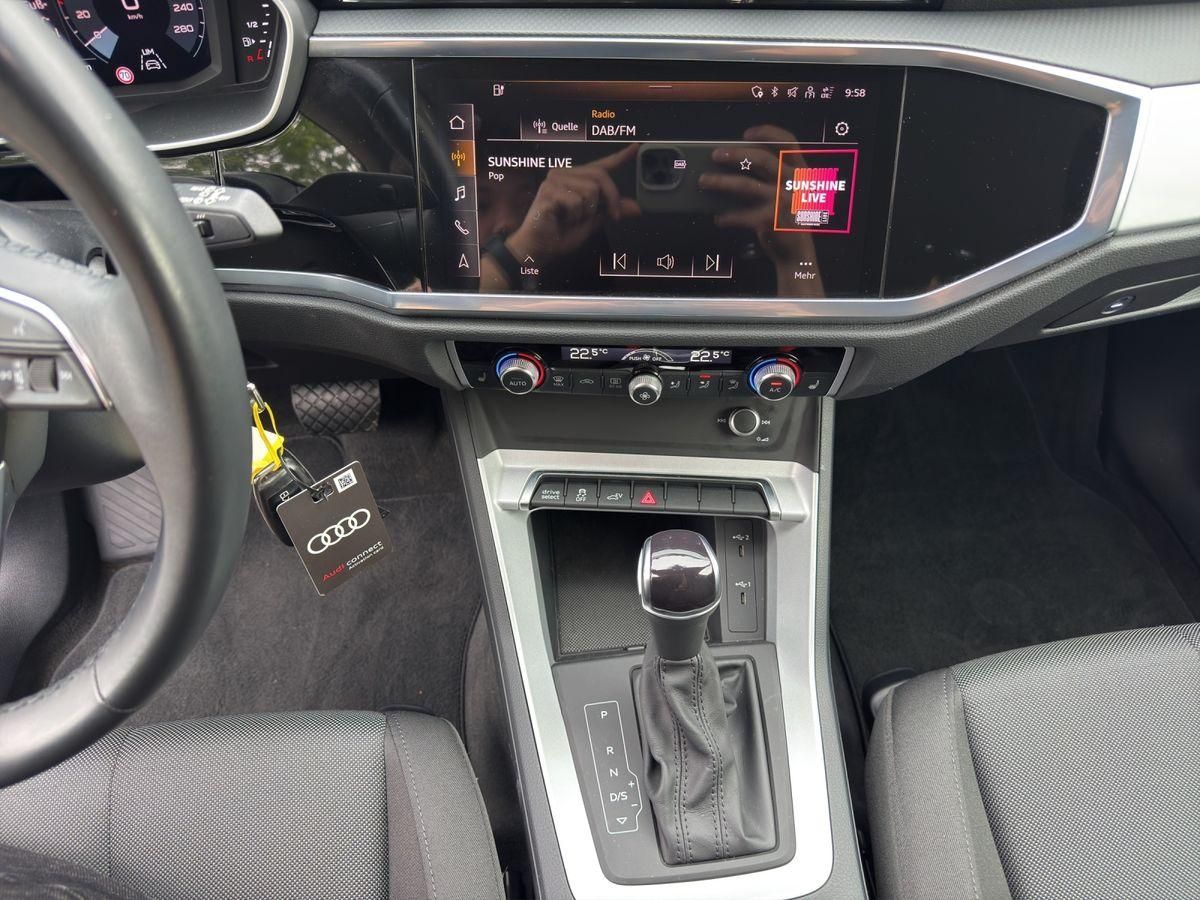 Audi Q3 1,4 eTFSI S Line Bluetooth LED foto 13