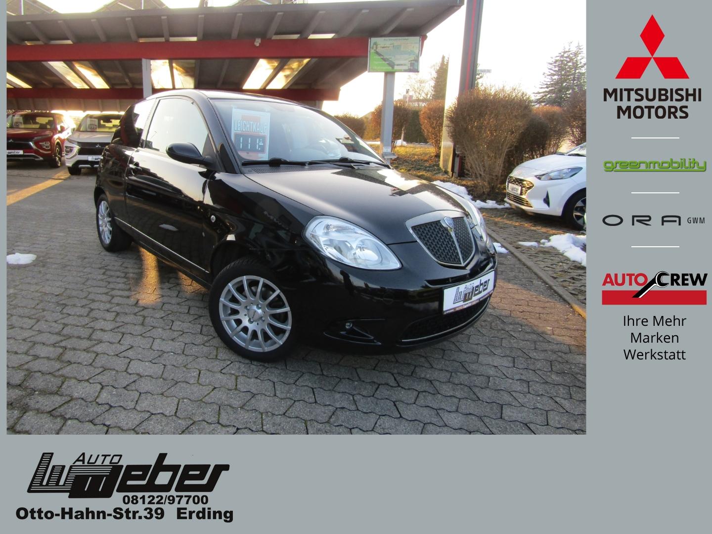 Lancia Ypsilon 1.4 16V Sport MomoDesign ALLWETTER RADIO
