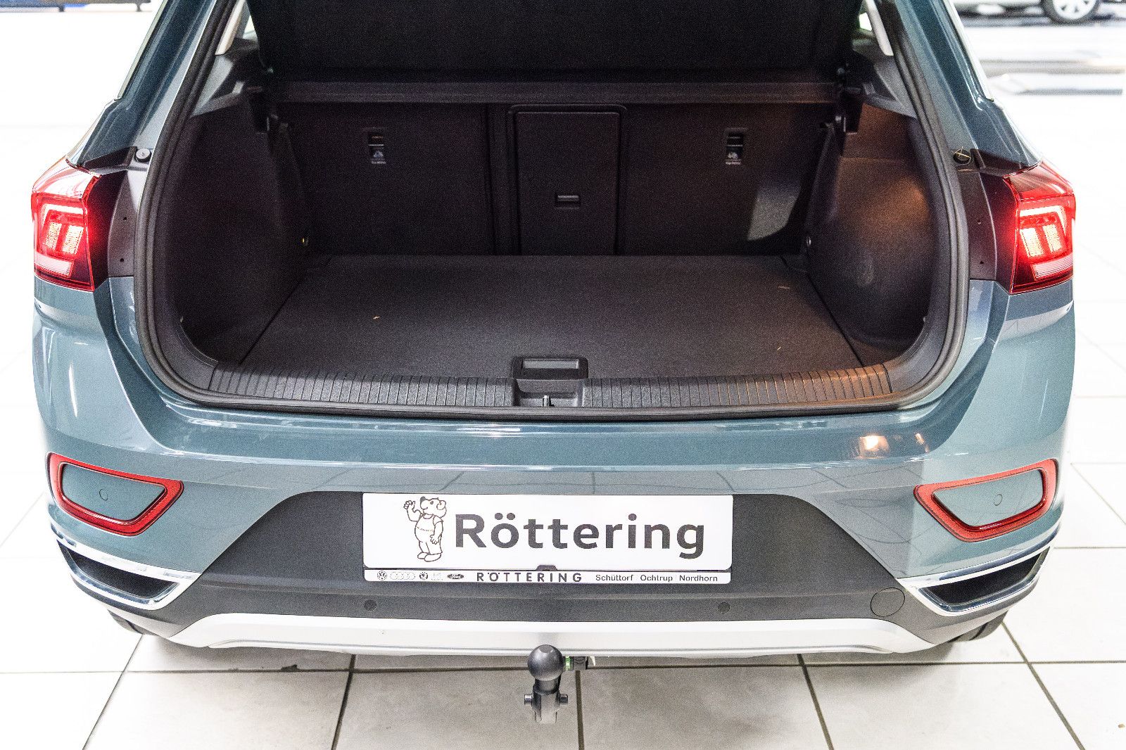 Fahrzeugabbildung Volkswagen T-Roc Style 1.5 TSI DSG LED+AHK+KEYLESS+KAMERA