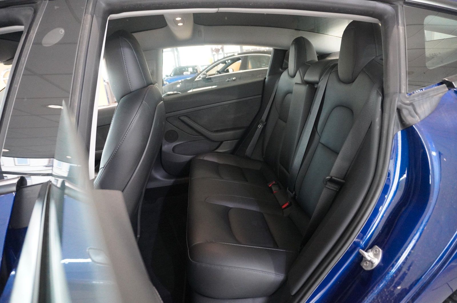 Fahrzeugabbildung Tesla Model 3 PERFORMANCE DUAL-MOTOR NAVI/LED/KAMERA