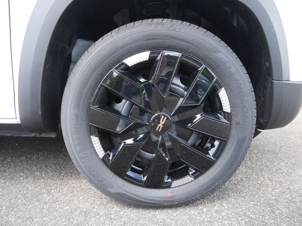 Fahrzeugabbildung Dacia Spring Extreme Electric 65 CCS (30 kW DC)