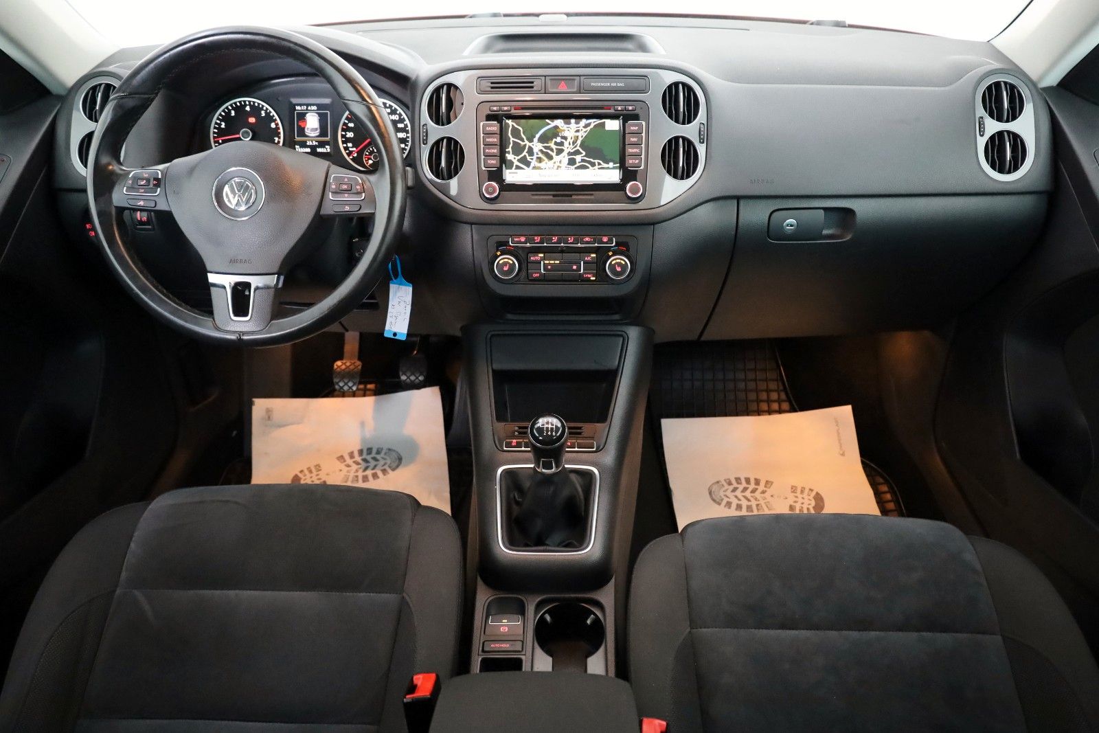 Fahrzeugabbildung Volkswagen Tiguan Sport&Style Alcantara,Navi,Xenon,Kamera