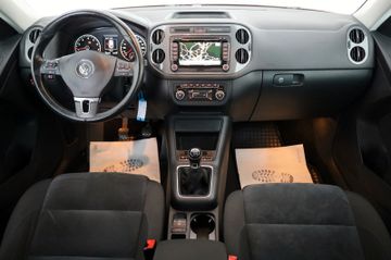 Volkswagen Tiguan - 4