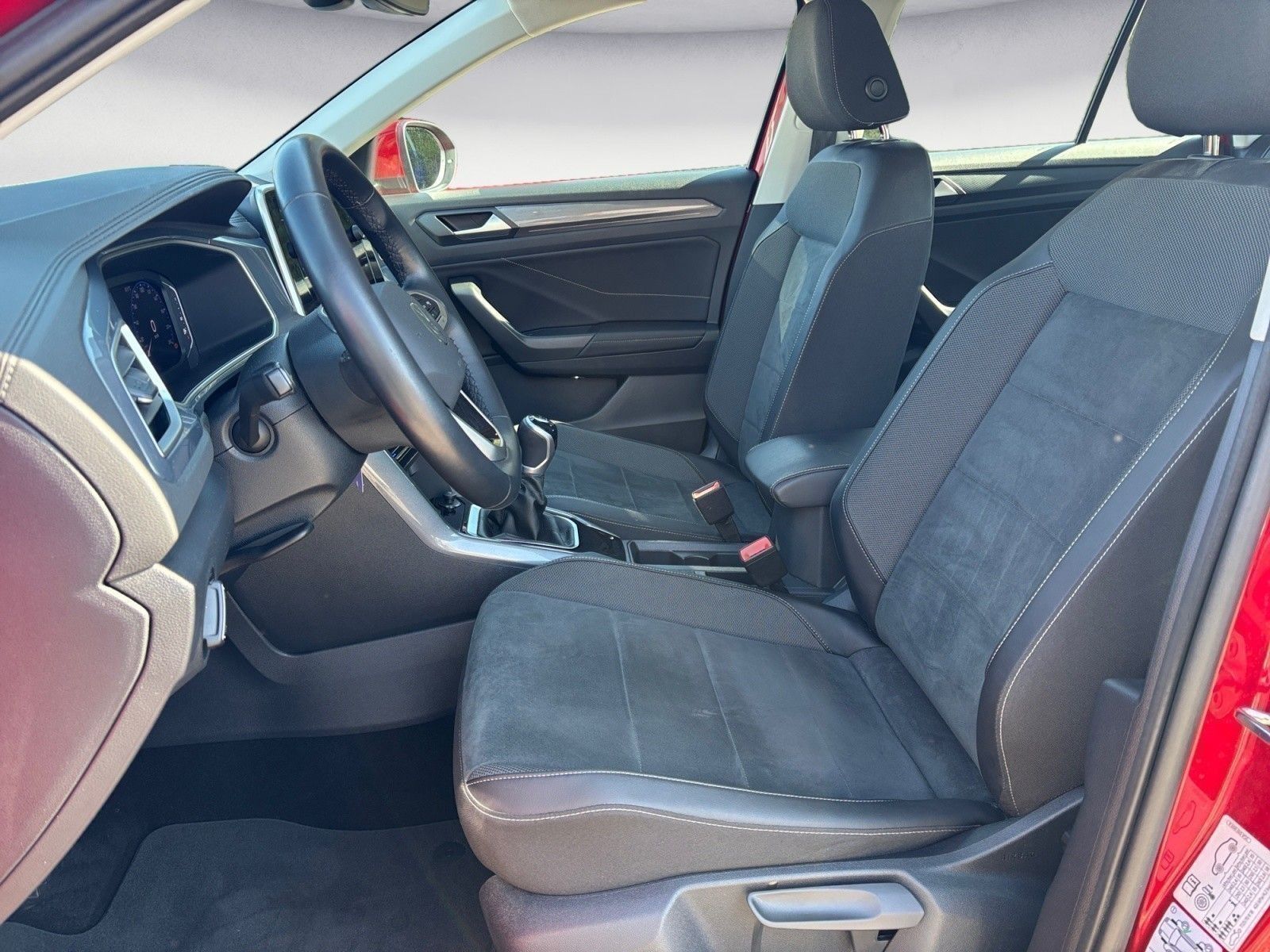 Volkswagen T-Roc - Bild 7
