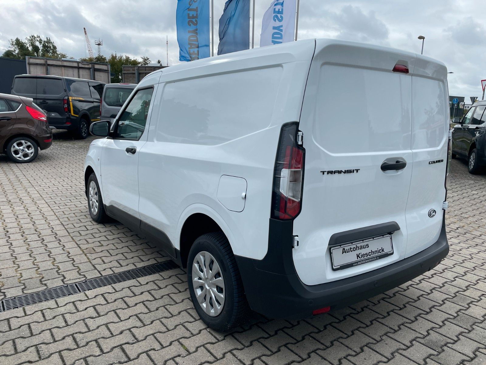 Fahrzeugabbildung Ford Transit Courier Trend Tageszulassung