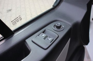 Renault Trafic - 12