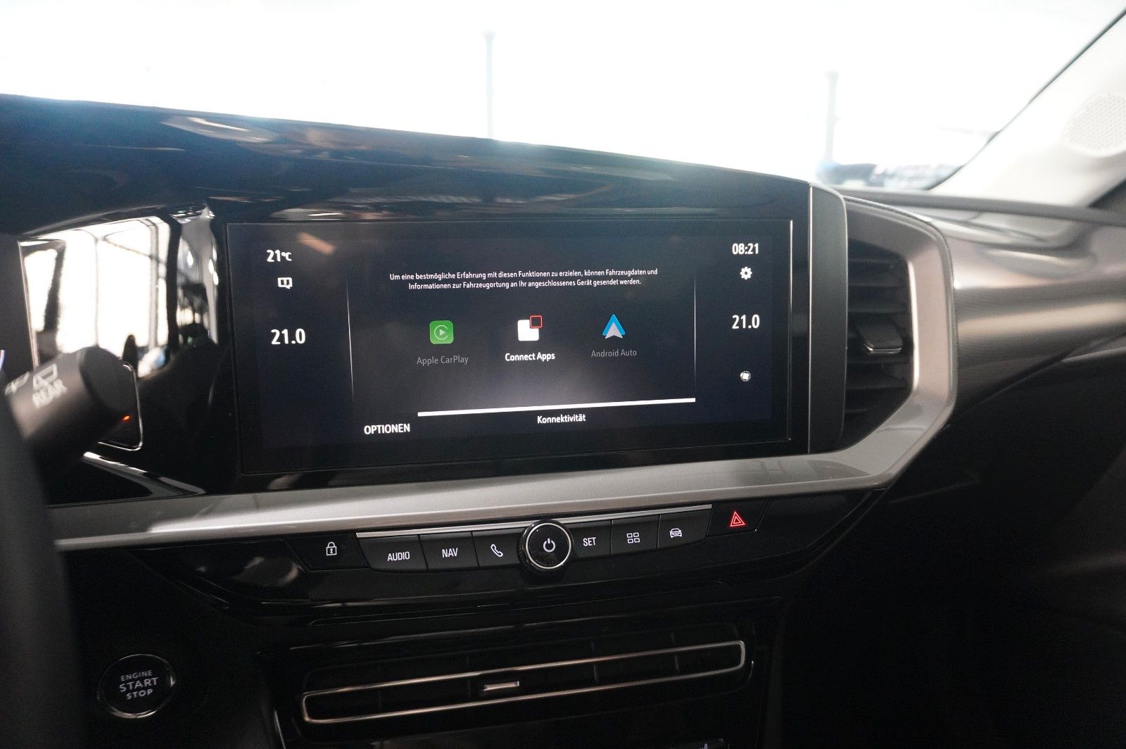 Fahrzeugabbildung Opel Mokka 1.2T ELEGANCE NAVI/LED/KAMERA/SH/SPORT/DAB