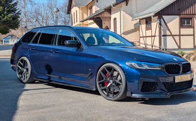 BMW 540i xDrive Touring A -