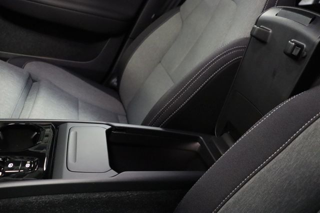 Fahrzeugabbildung Volvo XC 40 XC40 Plus Dark AWD|H/K|AHK|LED|KAMERA|