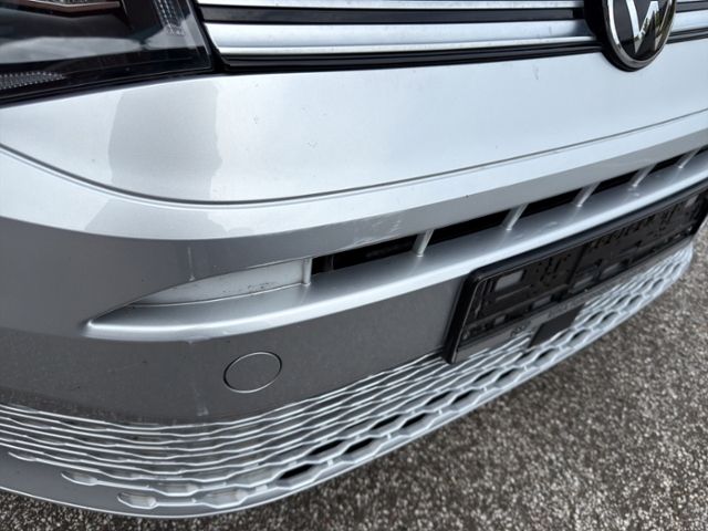 Fahrzeugabbildung Volkswagen Caddy Life Maxi Rollstuhlrampe & Schwenksitz