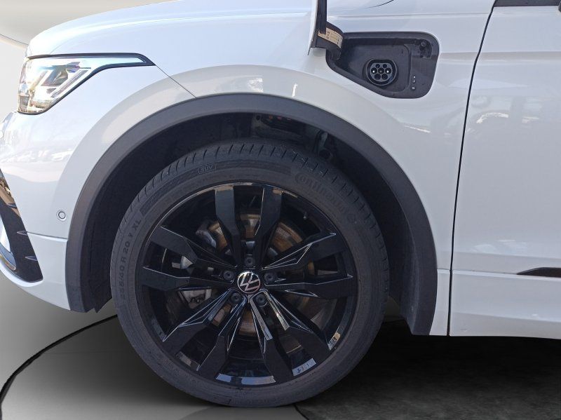 Fahrzeugabbildung Volkswagen Tiguan 1.4 TSI eHybrid R-Line  AHK+MATRIX-LED+NA