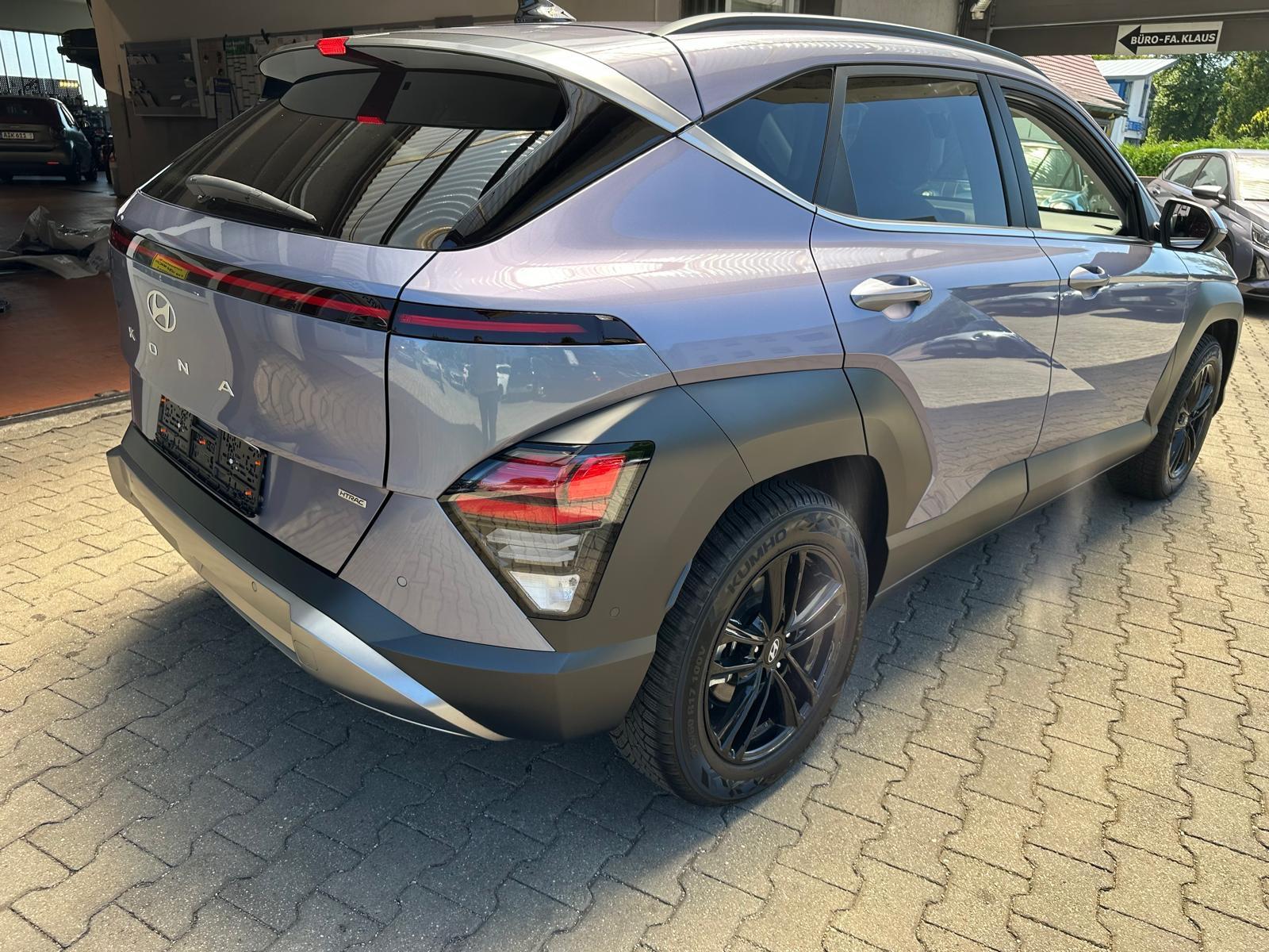 Hyundai Kona Prime 4WD LEDER NAVI SHZ LHZ 360° GRAD