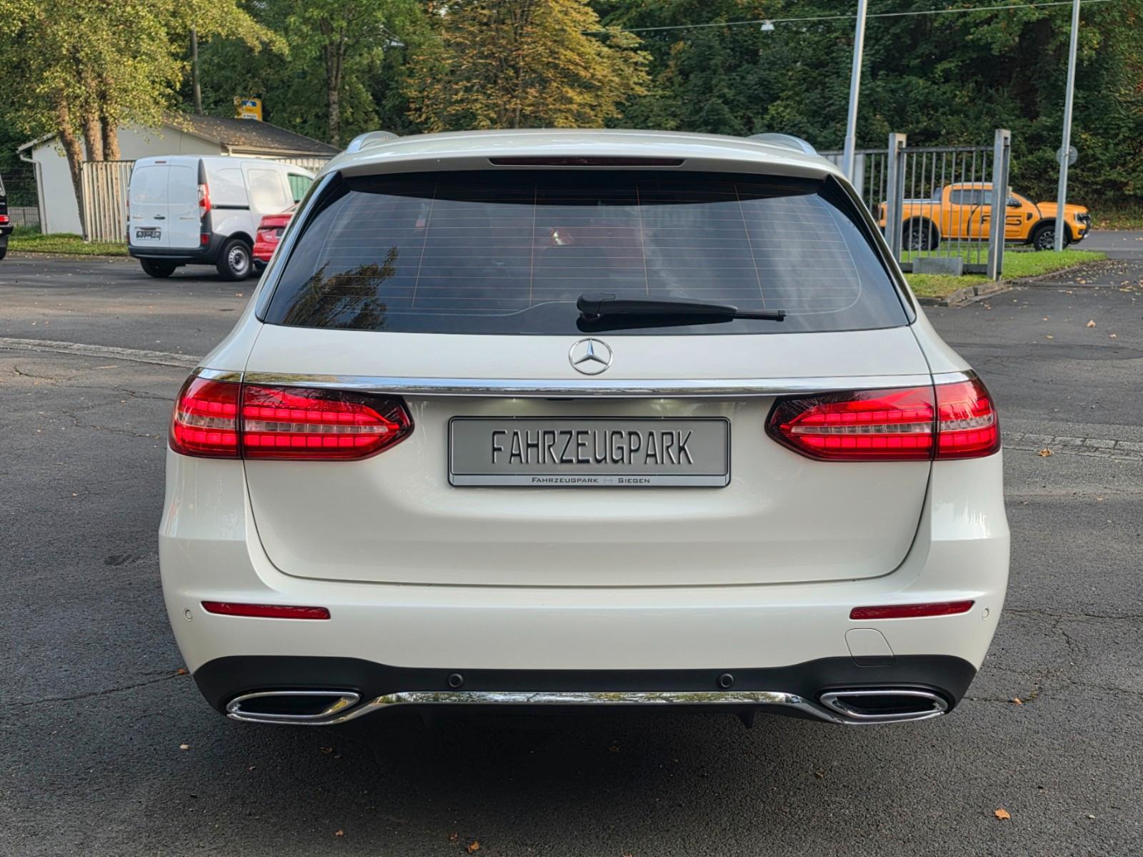 Mercedes-Benz E-Class d*AMG LINE*KESSY*DIST+*WIDE*AHK*HUD*, миниатюра 2