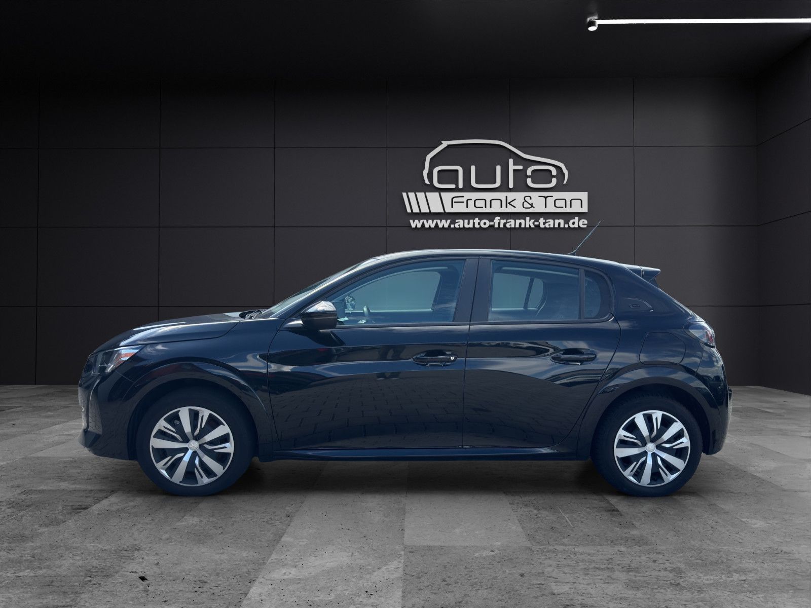 Fahrzeugabbildung Peugeot 208 e- Active/1.Hand/Dab/Shz/Klimaautomatik