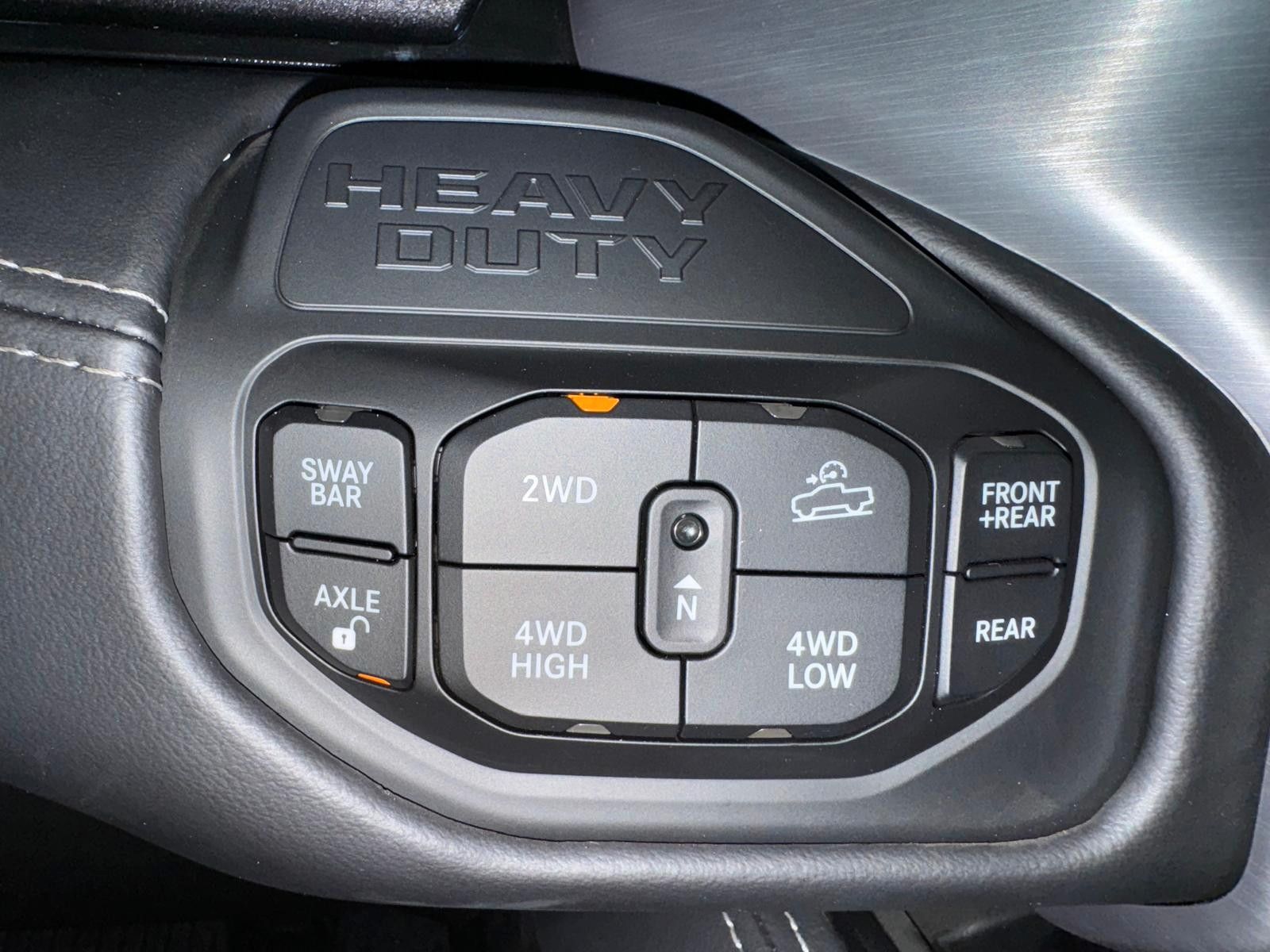 Fahrzeugabbildung Dodge 2500 AEV POWERWAGON OFF ROAD 6.4L-V8 39"-WINDE