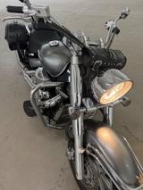 Suzuki VLR 1800 Intruder  - Suzuki Motorräder in Berlin