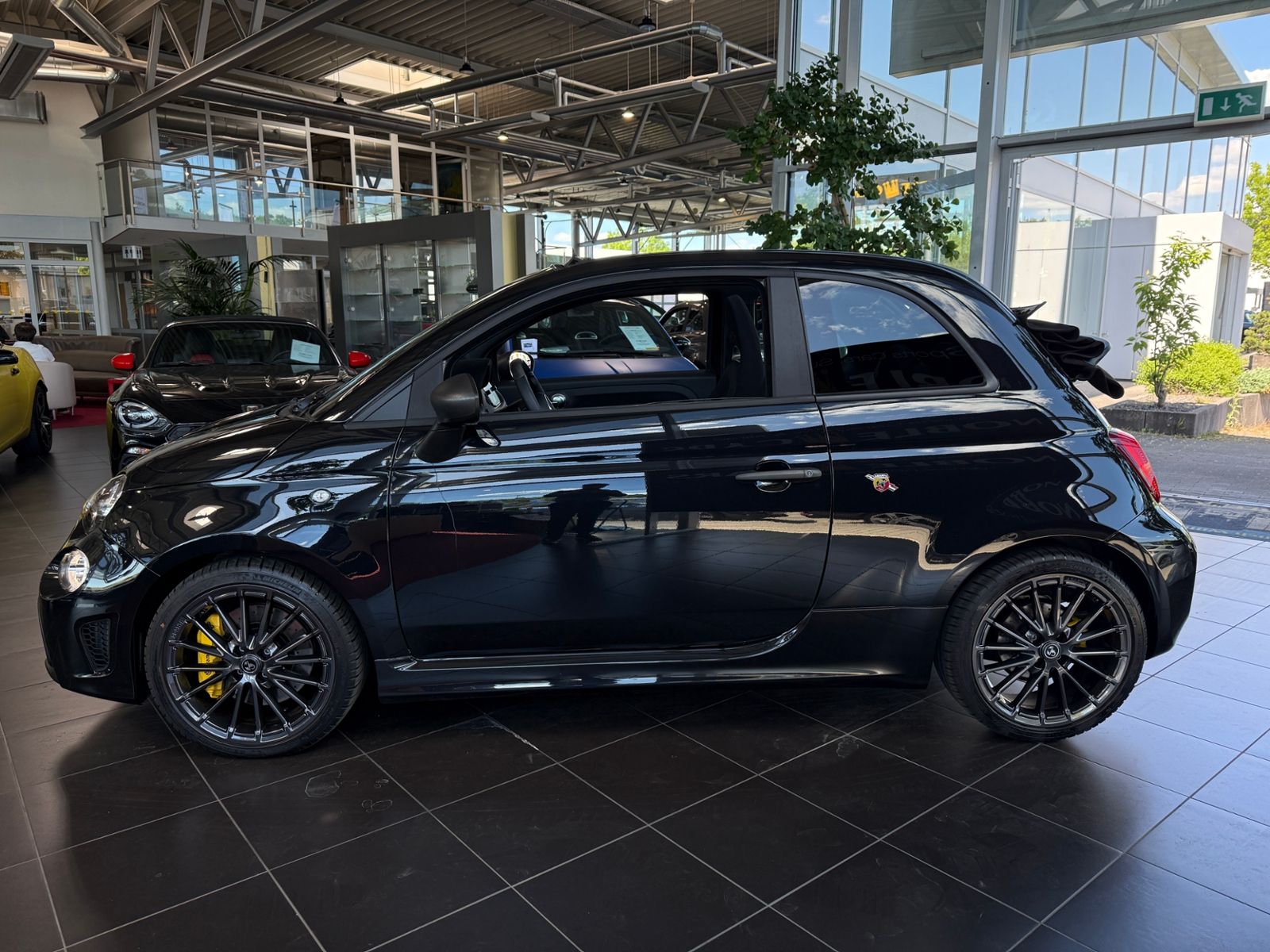 Fahrzeugabbildung Abarth 695C KLIMA NAVI ALU