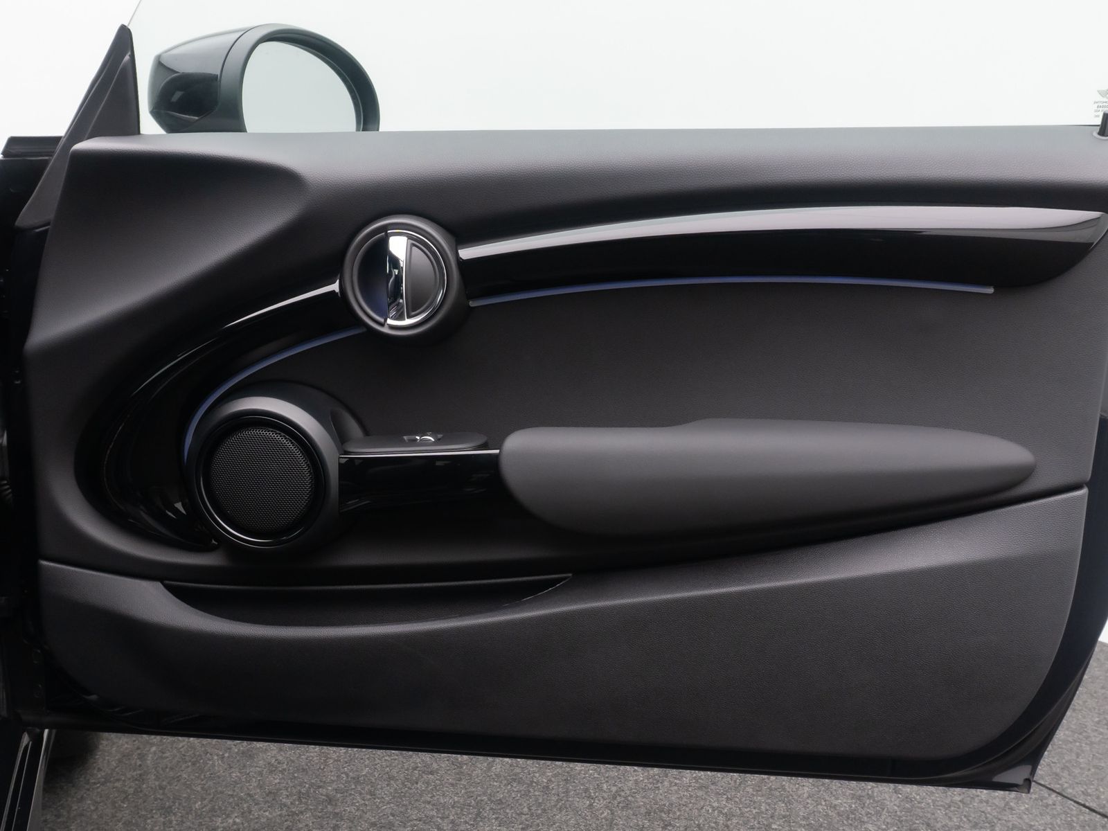 Fahrzeugabbildung MINI John Cooper Works HUD Kamera ACC Sportsitz Komfo