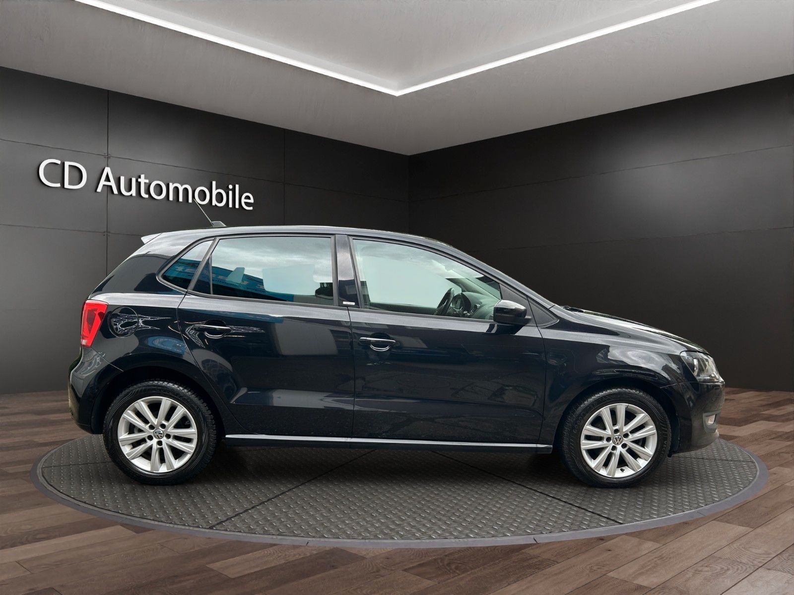 Fahrzeugabbildung Volkswagen Polo V Style BlueMotion/BMT