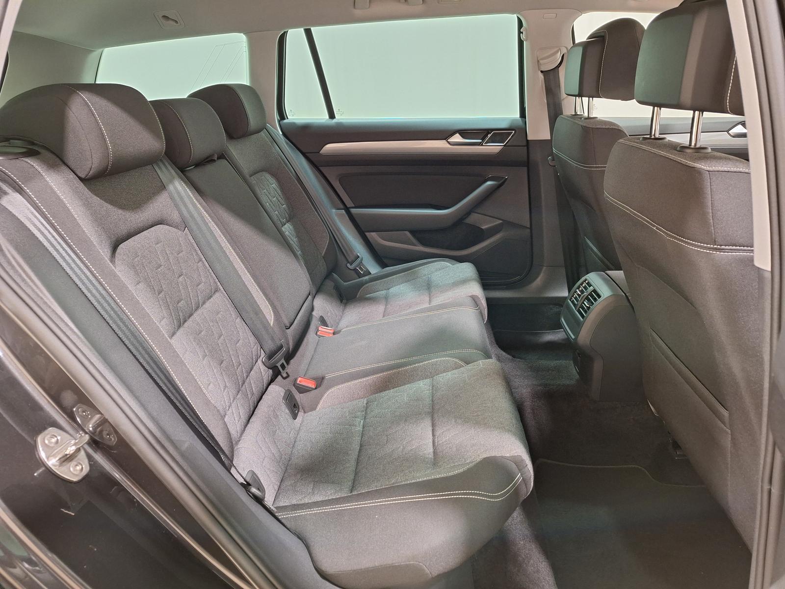 Volkswagen Passat 1.5 TSI DSG Business ACC Navi LED, миниатюра 13