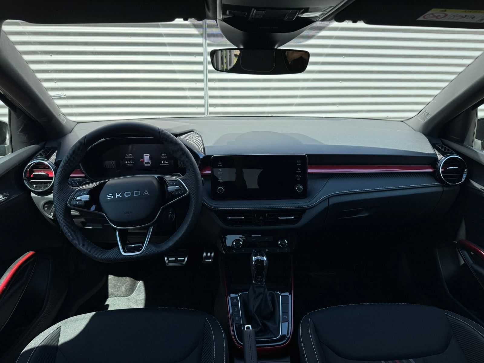 Fahrzeugabbildung SKODA Fabia Monte Carlo 1.5 TSI DSG LED Tempomat