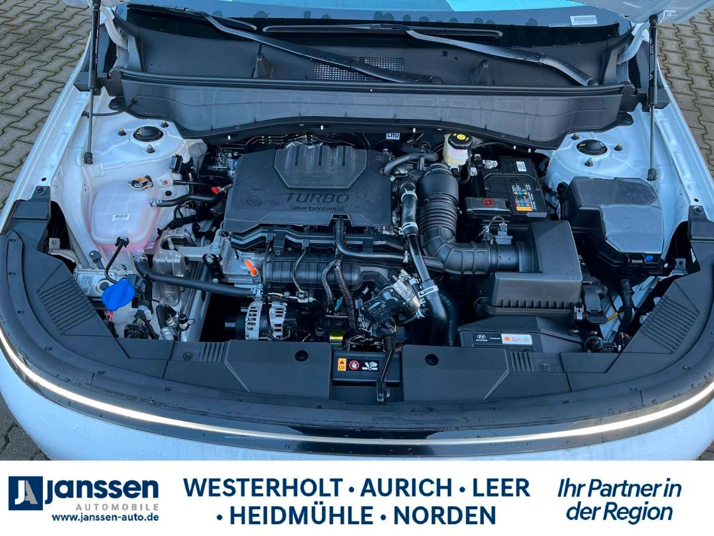 Fahrzeugabbildung Hyundai KONA SX2 TREND elektrische Heckklappe, BOSE Soun